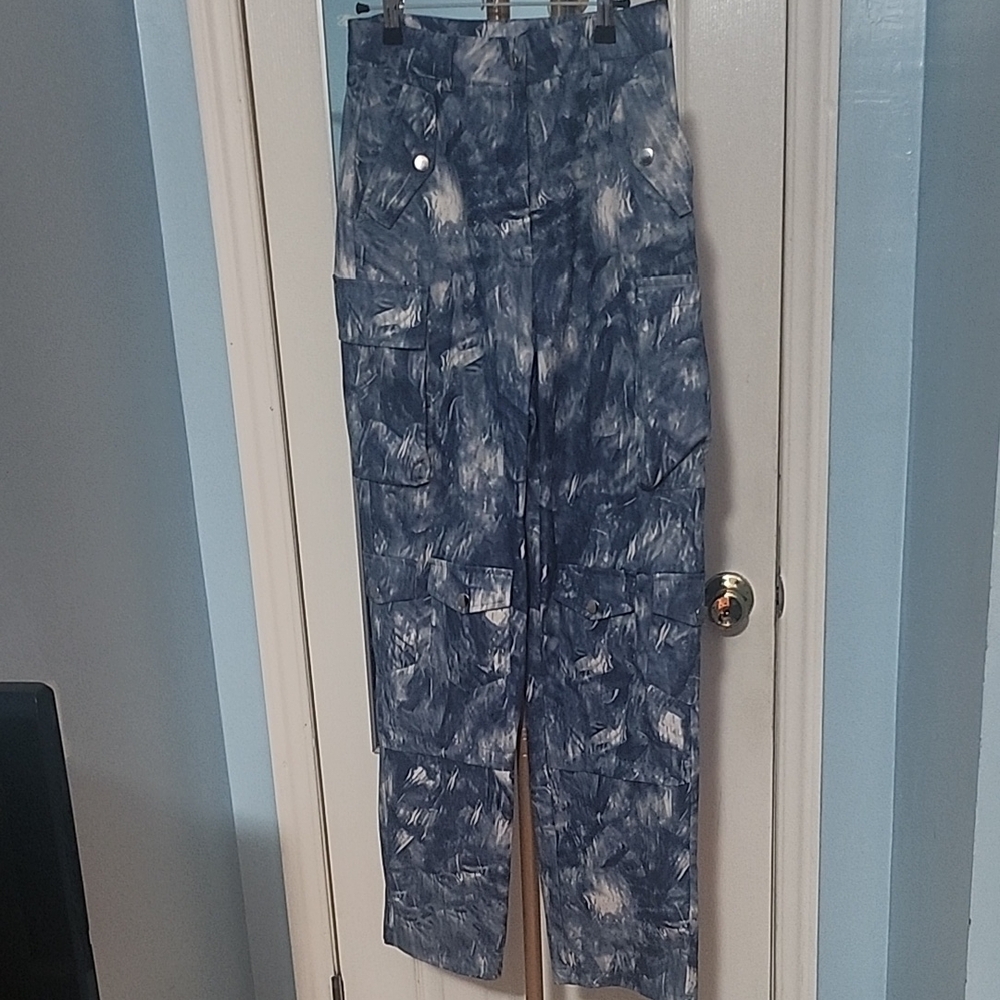 Stylish Blue Patterned Skinny Pants